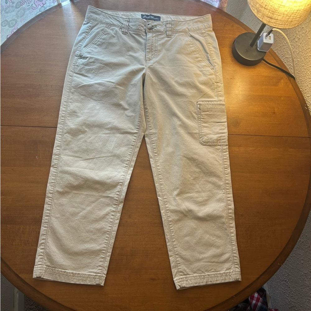 Eddie Bauer Women’s Tan Cropped Capri Cargo Pants Size 6